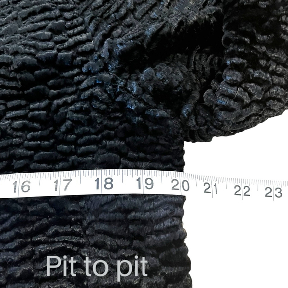 Unreal Fur Luxurious Faux Fur Persian Lamb Coat, US 10, Black - Picture 5 of 16